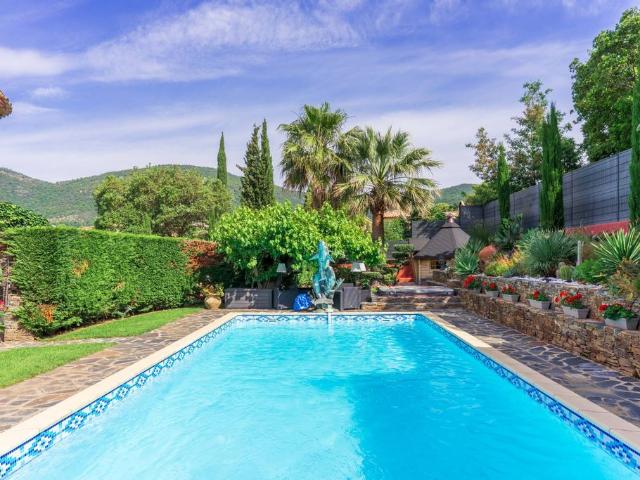 Villa vente à Arrondissement de Draguignan, Cavalaire-sur-mer