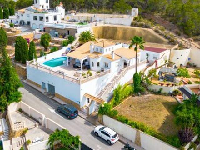 Villa en venta en L'alfàs Del Pi