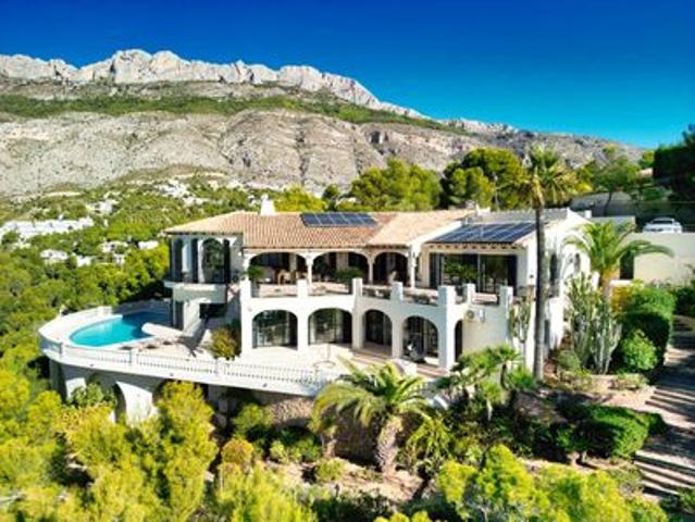 Villa en venta en Altea
