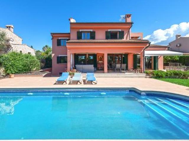 Villa en venta en Sa Cabaneta
