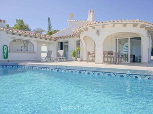 Villa en venta en Pego