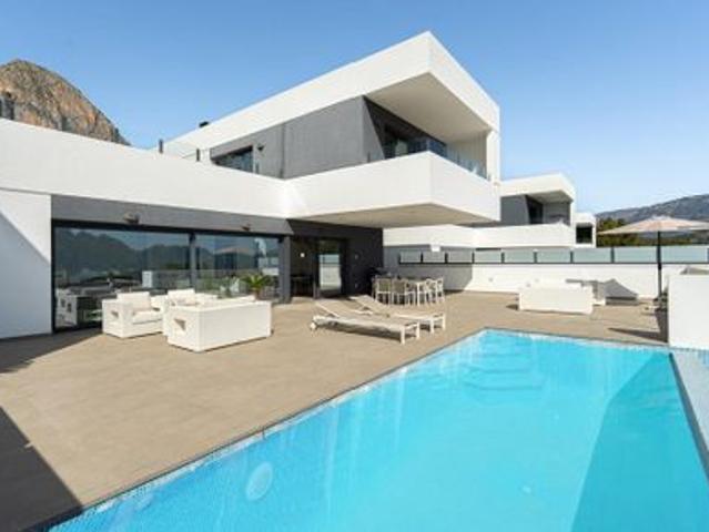 Villa en venta en Polop