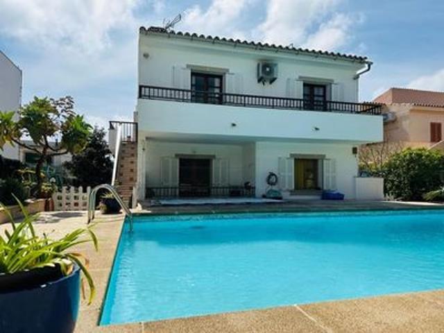 Villa en venta en Portocolom