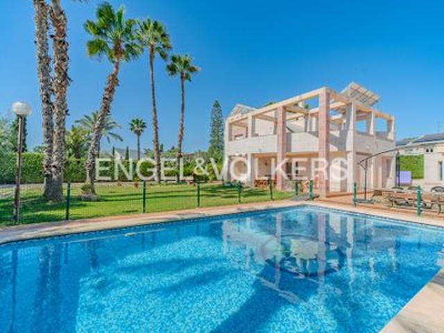 Villa en venta en Sant Joan D'alacant