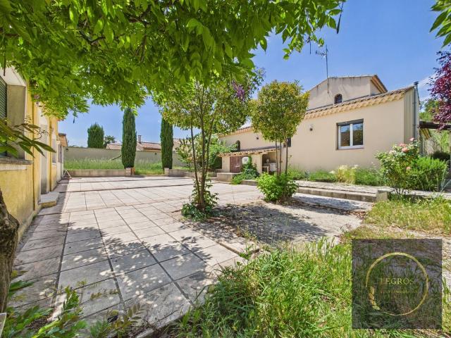 Villa vente à Arles, La Salle Les Alpes
