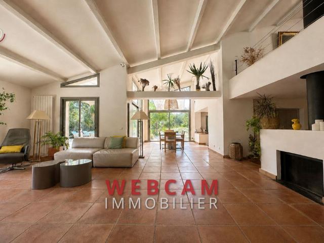 Villa vente à Grasse, La Roquette-sur-siagne