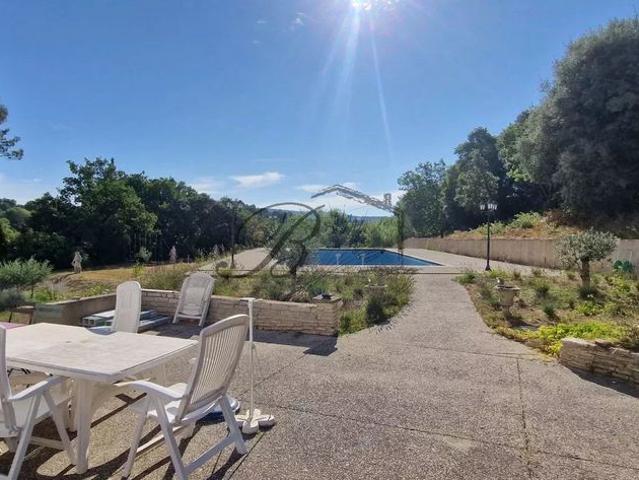 Villa vente à Apt, La Tour-d'aigues