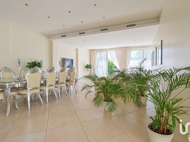 Villa vente à Nanterre, Saint-cloud