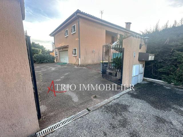 Villa vente à Saint-Laurent-du-Var, Alpes-Maritimes