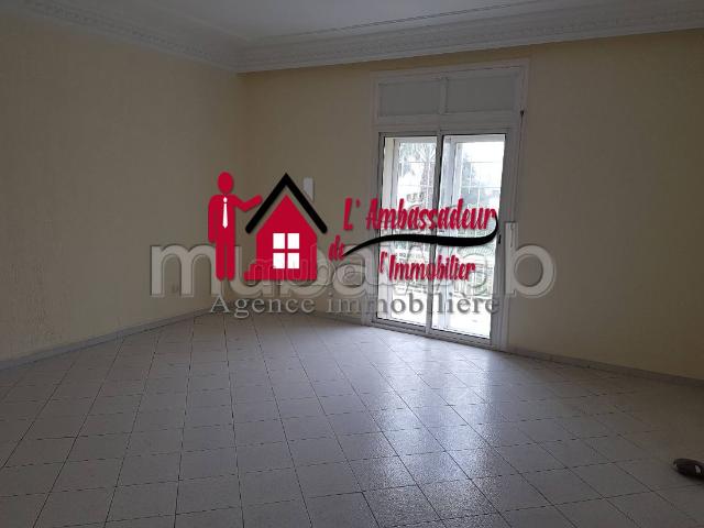 Villa vente à Anfa, Gharb-Chrarda-Beni Hssen