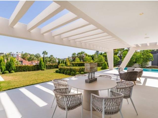 Casa en venta en Salto del Agua, Marbella