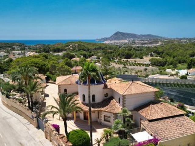 Villa en venta en Altea