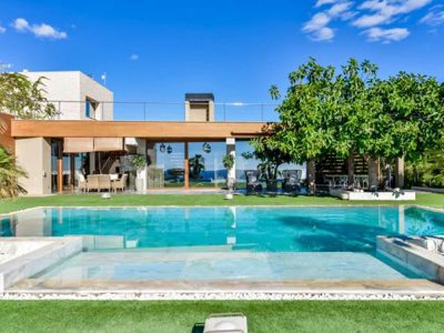 Villa en venta en El Campello