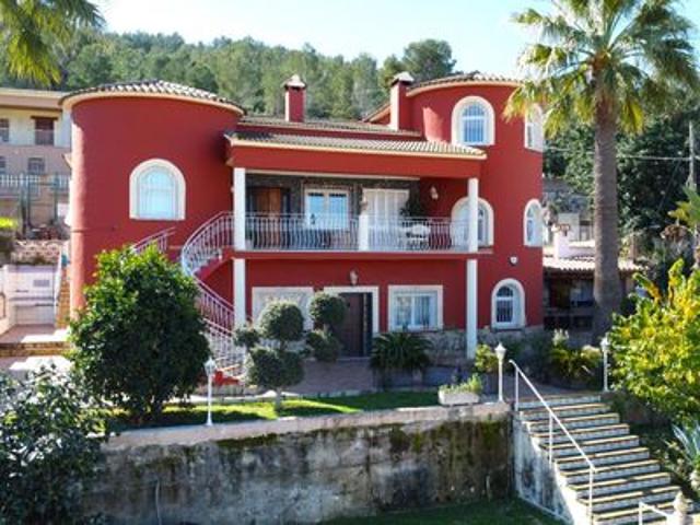 Villa en venta en Pedreguer