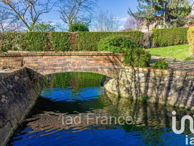 Villa location à Maule