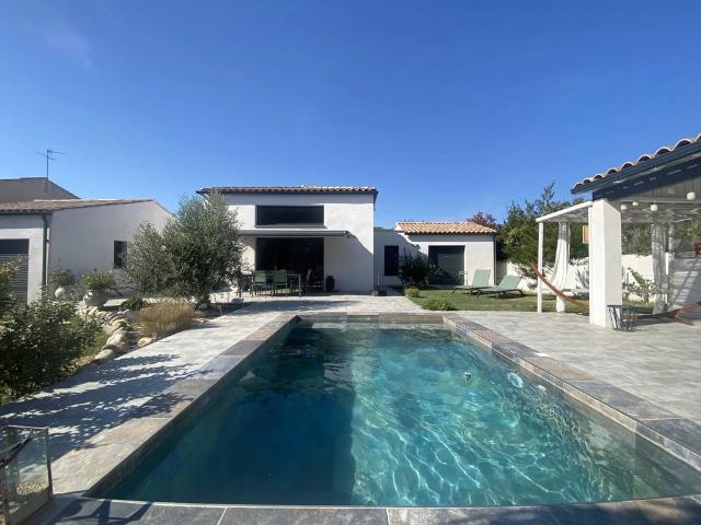 Villa location à Arles, Noves