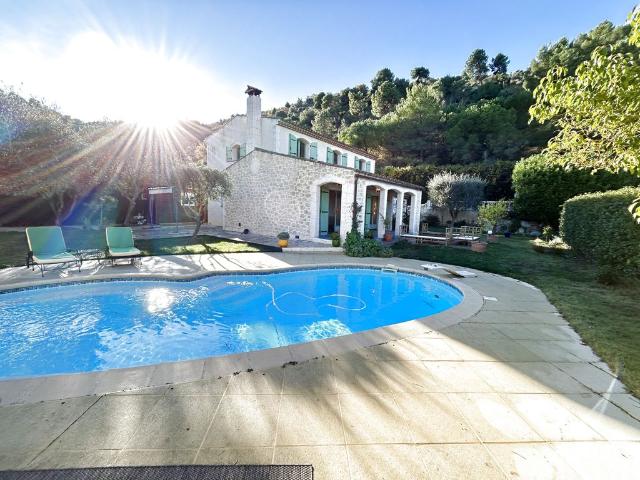 Villa vente à France métropolitaine, Aspremont