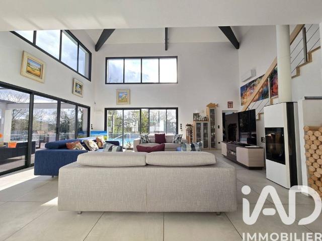 Villa vente à Bordeaux, Camblanes-et-meynac