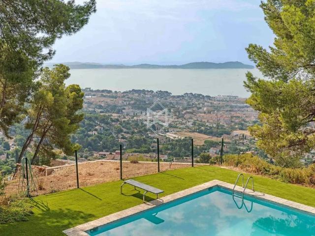 Villa vente à Arrondissement de Toulon, Carqueiranne