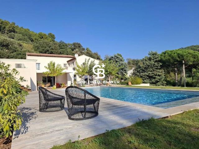 Villa vente à Arrondissement de Toulon, Carqueiranne