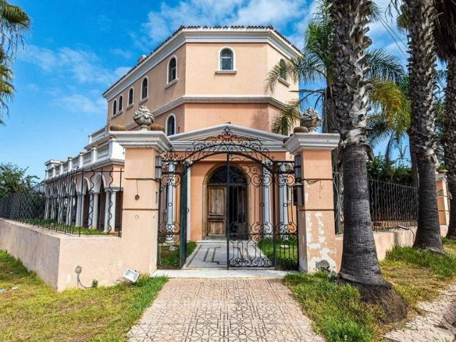 Villa vente à Anfa, Gharb-Chrarda-Beni Hssen