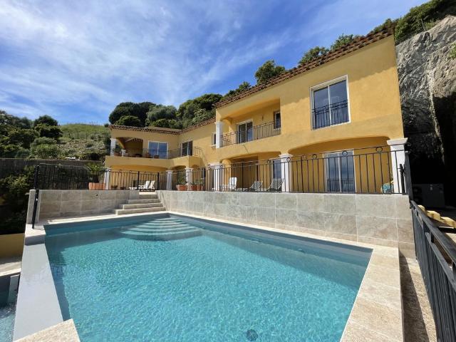 Villa vente à Arrondissement de Toulon, La Londe-les-maures