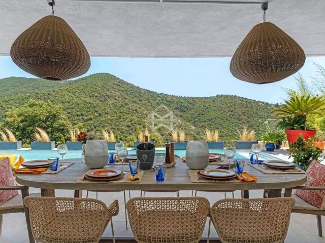 Villa vente à Arrondissement de Toulon, La Londe-les-maures