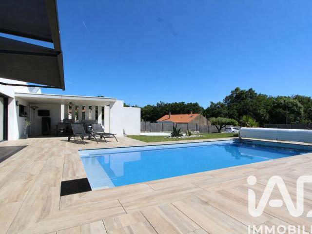 Villa vente à La Roche-sur-Yon, La Roche-sur-yon