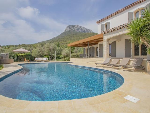 Villa vente à Arrondissement de Toulon, La Farlède