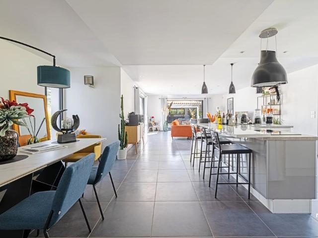 Villa vente à Aix-en-Provence, Ventabren
