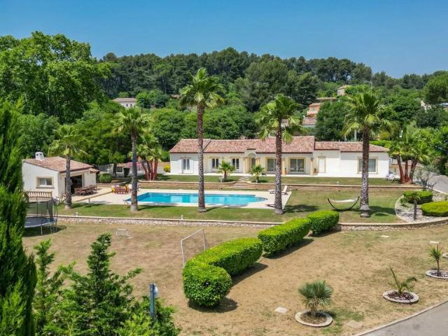 Villa vente à France métropolitaine, Aubagne
