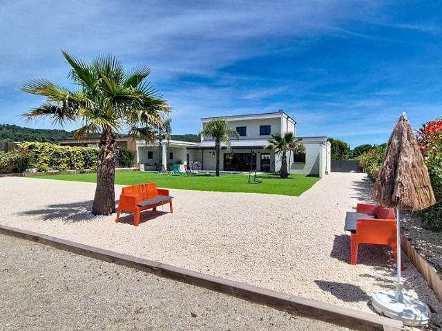 Villa vente à Nîmes, Clarensac