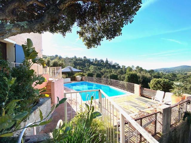 Villa vente à Arrondissement de Toulon, La Londe-les-maures