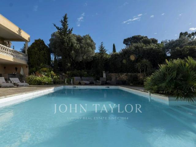 Villa vente à Arrondissement de Toulon, La Seyne-sur-mer