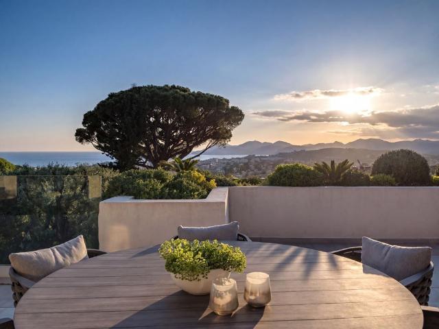 Villa vente à Grasse, Le Cannet