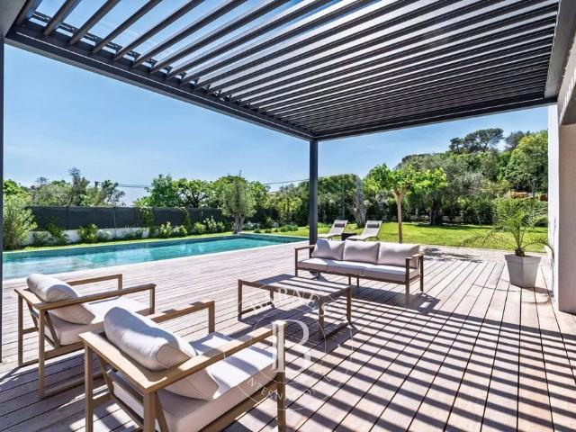 Villa vente à Grasse, Roquefort-les-pins