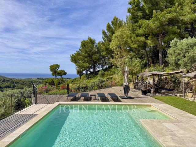Villa vente à Arrondissement de Toulon, Saint-cyr-sur-mer