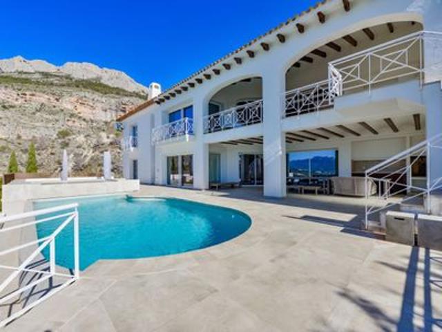 Villa en venta en Altea