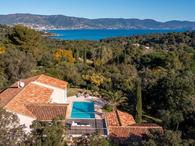 Villa vente à Arrondissement de Toulon, Bormes-les-mimosas