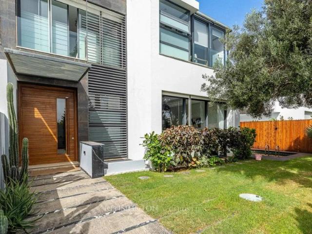 Villa vente à Casablanca, Gharb-Chrarda-Beni Hssen