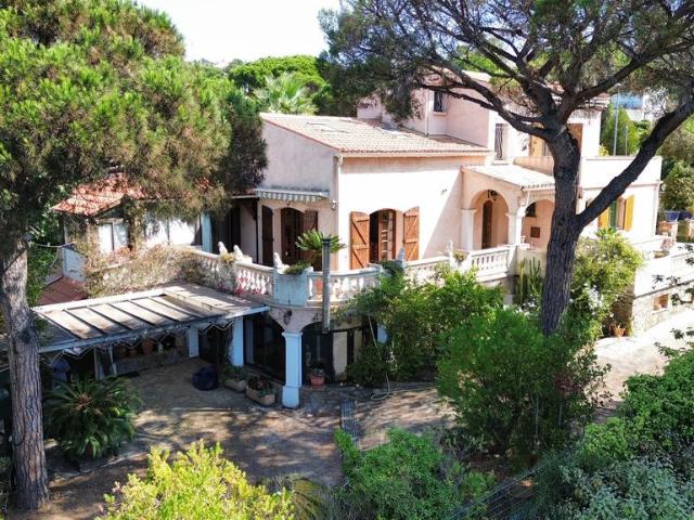 Villa vente à Les Issambres, Roquebrune-sur-Argens