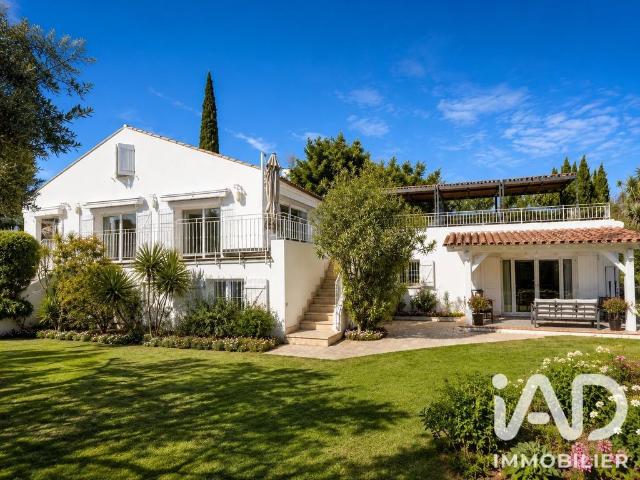 Villa vente à Grasse, Roquefort-les-pins