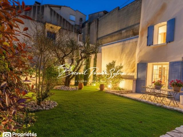 Villa vente à Avignon, Saint-saturnin-lès-avignon
