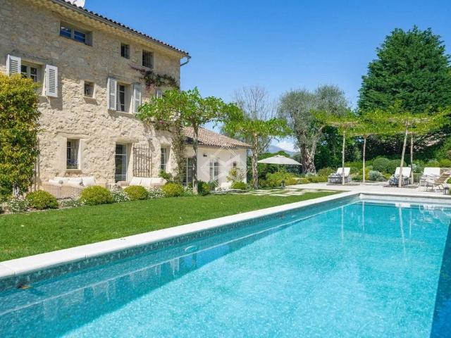 Villa vente à Valbonne