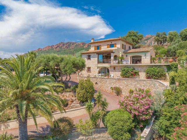 Villa vente à Arrondissement de Draguignan, Saint-raphaël