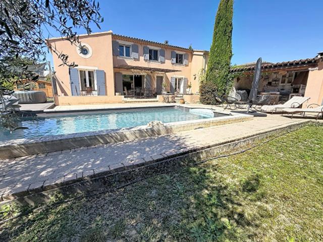 Maison vente à Apt, Cheval-blanc