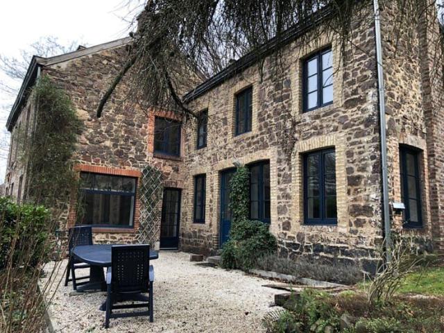 Maison location à Ene, Wallonie