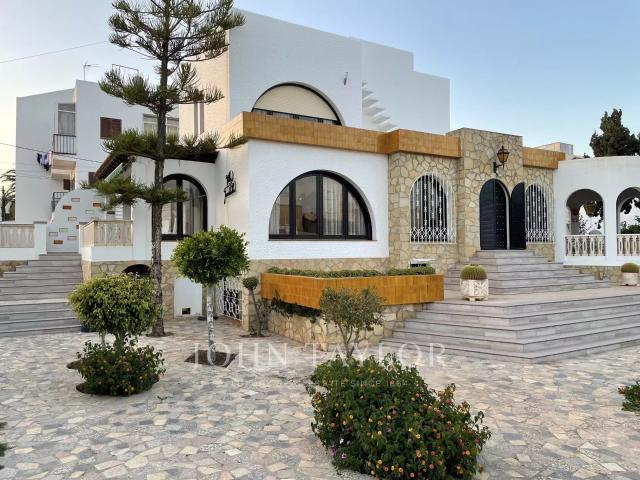 Casa en venta en Sant Josep de sa Talaia, Eivissa