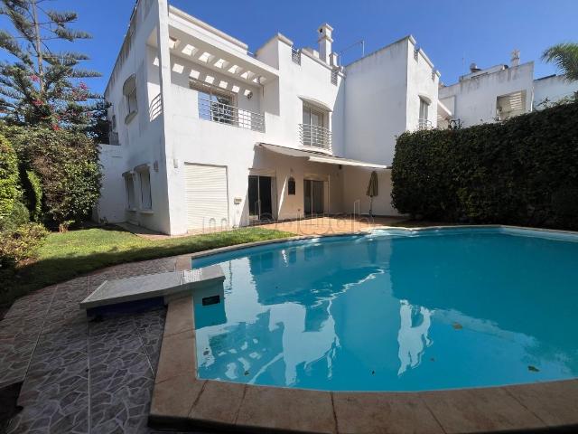 Villa vente à Anfa, Gharb-Chrarda-Beni Hssen