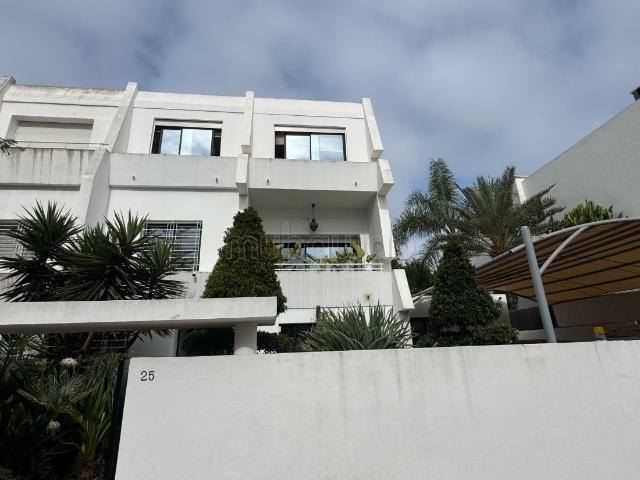 Villa vente à Anfa, Gharb-Chrarda-Beni Hssen